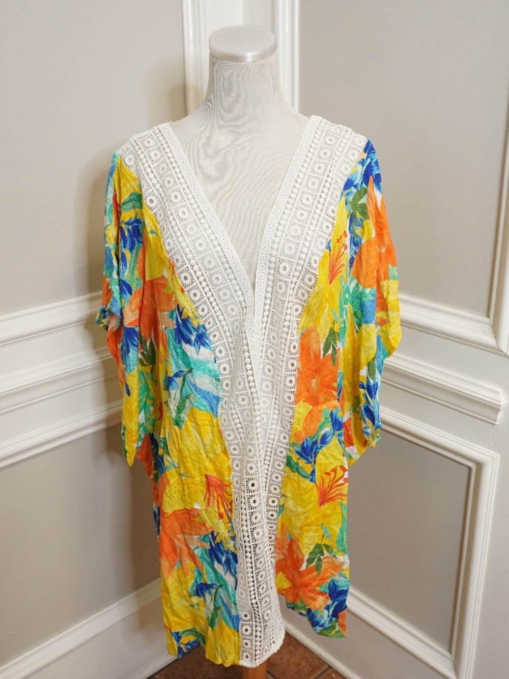 Sunshine 79 Summertime Vibes Cover-Up Caftan, Size L/XL